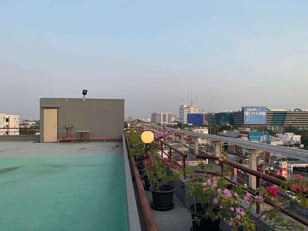 Jumbotel Hotel Bangkok Buitenkant foto