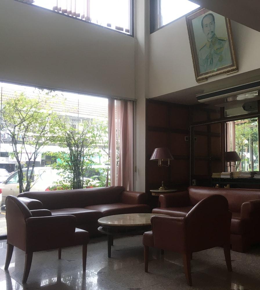 Jumbotel Hotel Bangkok Buitenkant foto